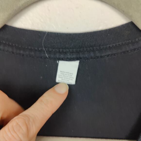 Panic at the Disco T-Shirt Mens Medium Black Rock 2018 Tour Graphic Band Tee - Picture 4 of 5